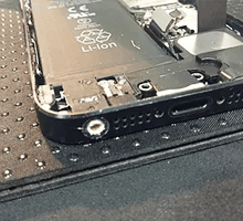 国立市からのお客様　iPhone(アイフォン)5 イヤホンジャックにピンが。。。